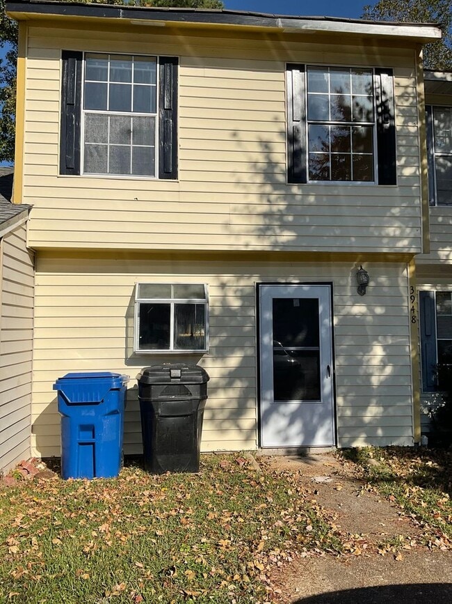 Building Photo - 3948 Pollypine Dr