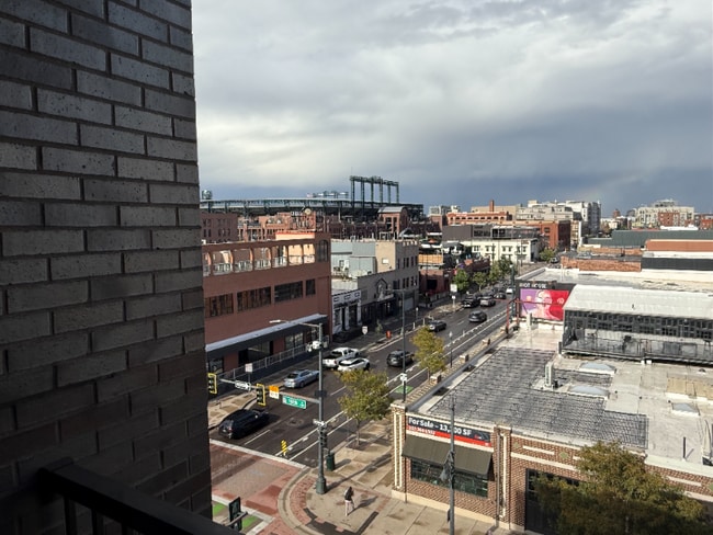 Photo - 1840 Market St Apartment