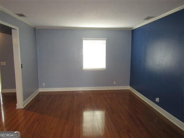 Building Photo - 216 Topi Trail