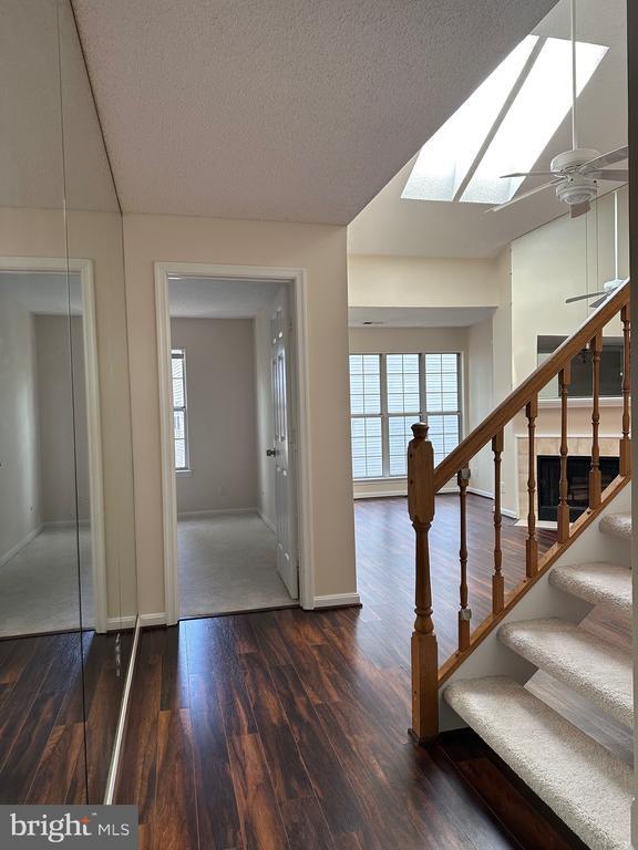 Primary Photo - 12011 Golf Ridge Ct