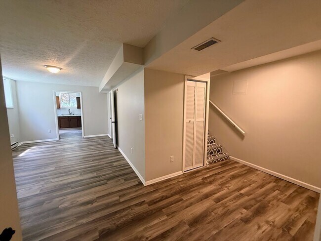 Foto del edificio - Bender Ave Duplex