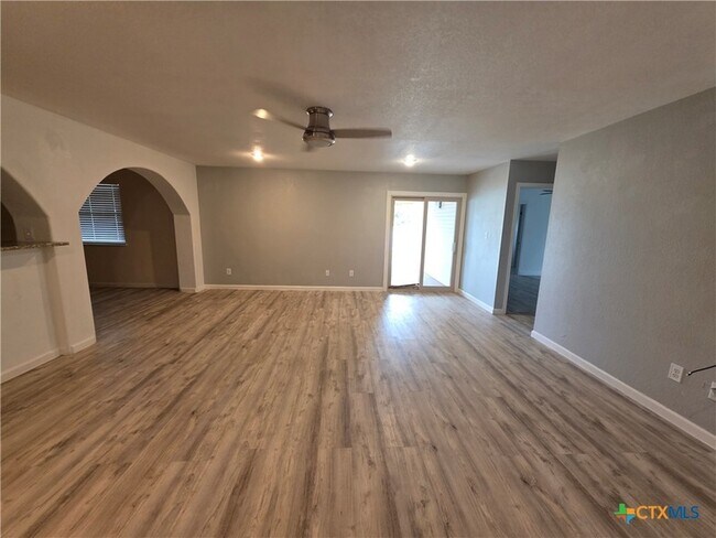 Foto del edificio - 3101 Westwood Dr
