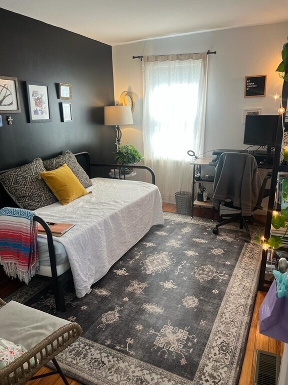 Foto del edificio - 126 Derby St