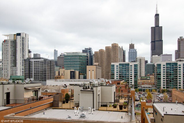 Foto del edificio - 111 S Morgan St