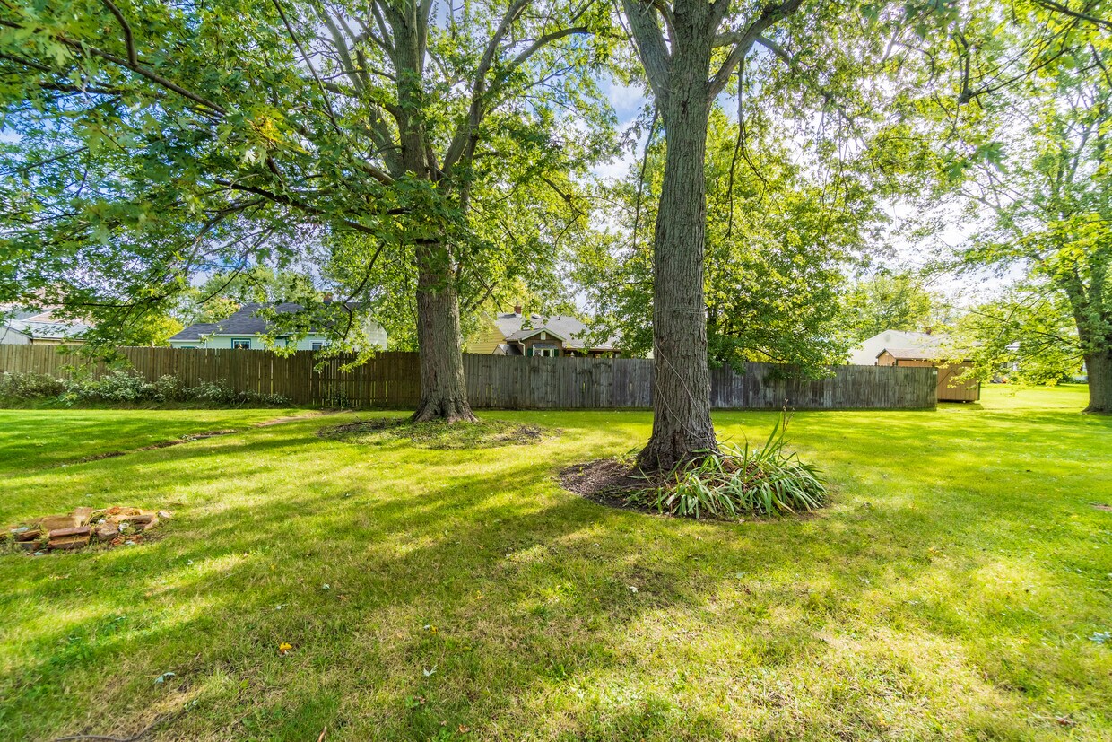 Primary Photo - 25 Rockleigh Dr