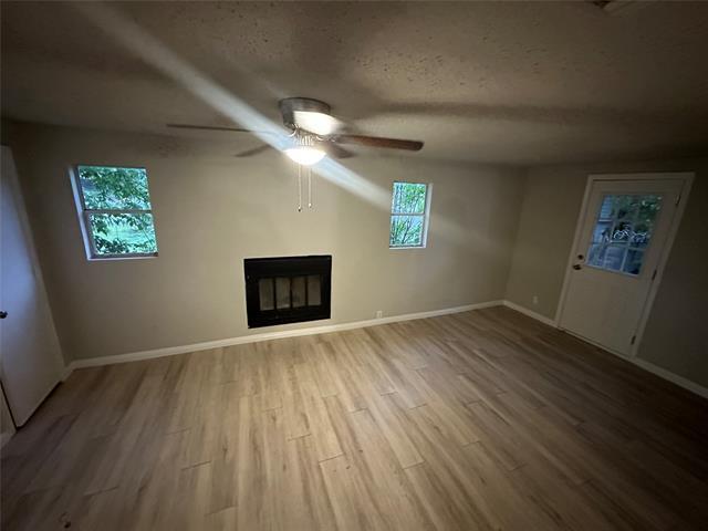 Foto del edificio - 2908 Binyon St