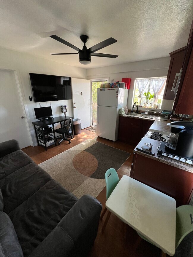 Foto del edificio - 3464 Glen Abbey Blvd