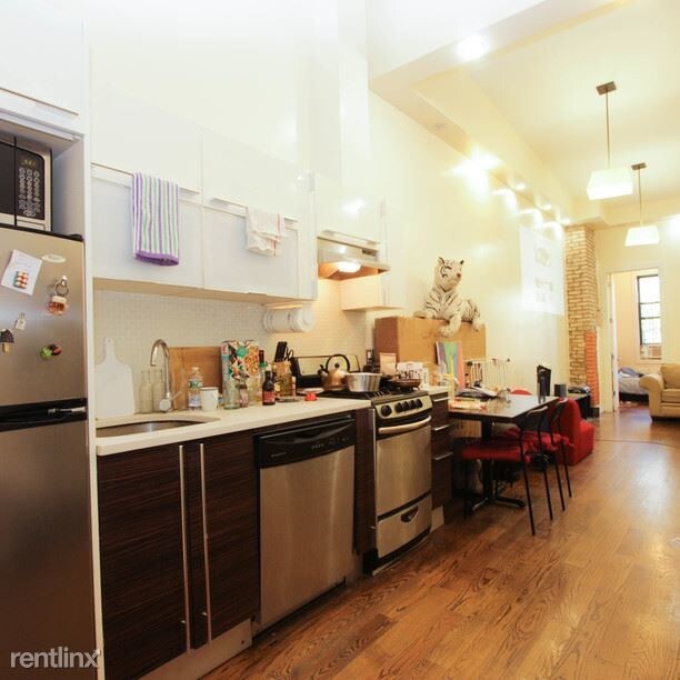Foto del edificio - 1432 Greene Ave