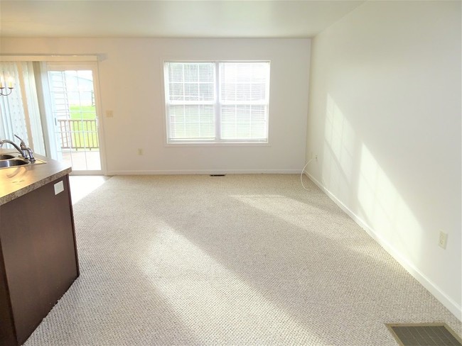 Building Photo - 414 Mount Olive Ln