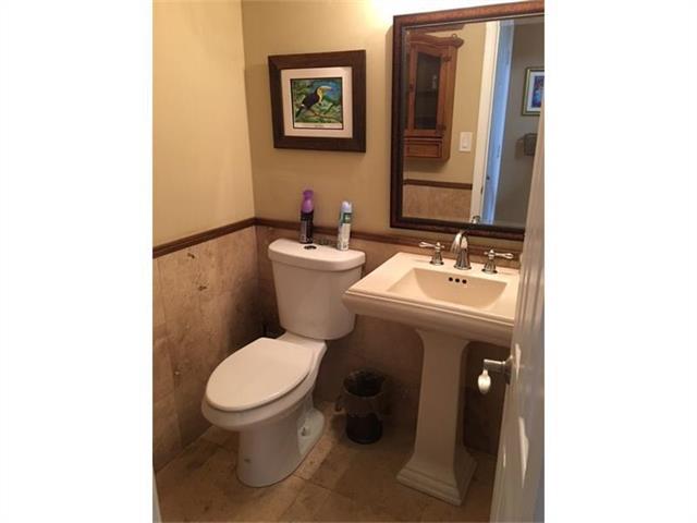 Building Photo - 3355 Emerald Oaks Dr
