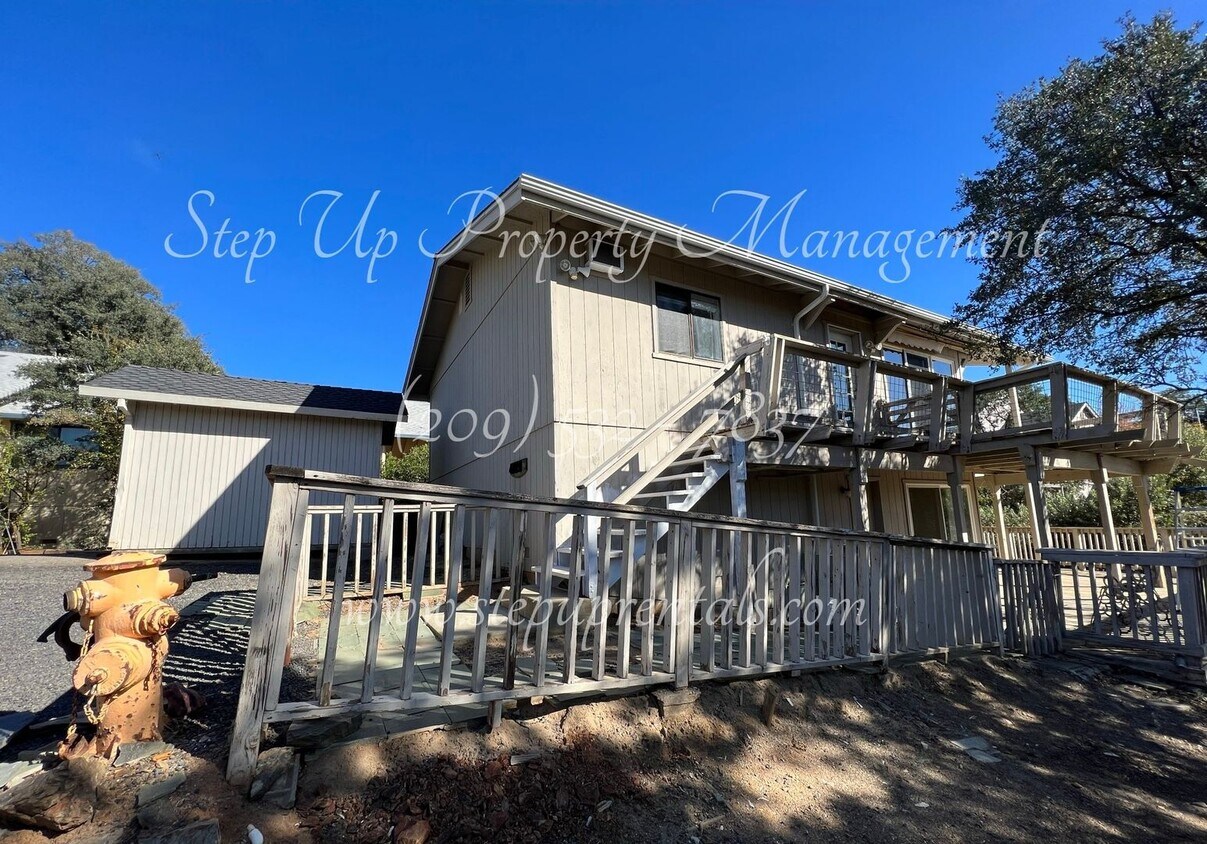 Foto principal - Spacious 3 Bedroom with Solar in Poker Fla...
