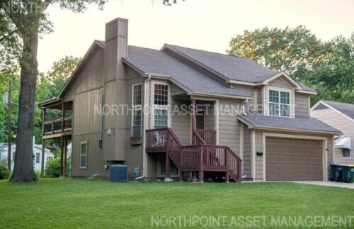 Primary Photo - Luxury Living Just Minutes from Prairie Vi...