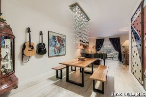 Foto del edificio - 7711 Broadway