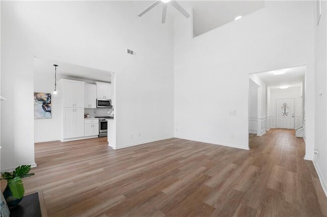 Foto del edificio - 1055 Red Cedar Trail