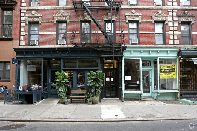 Foto del edificio - 137 Sullivan St