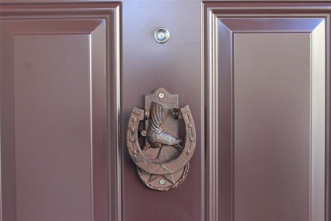 Foto del edificio - 1124 Bluebonnet Ln