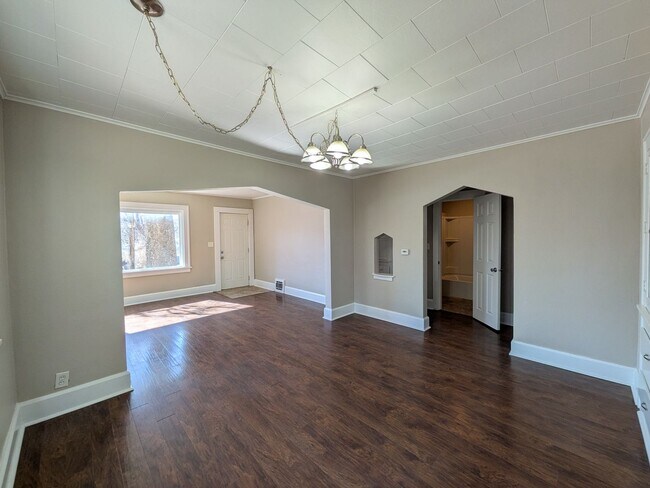 Foto del edificio - Pet friendly! Great deck for entertaining!