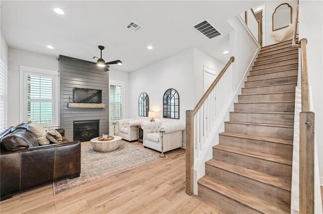 Foto del edificio - 1095 Twain St