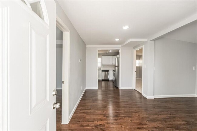Foto del edificio - 505 Park Ln