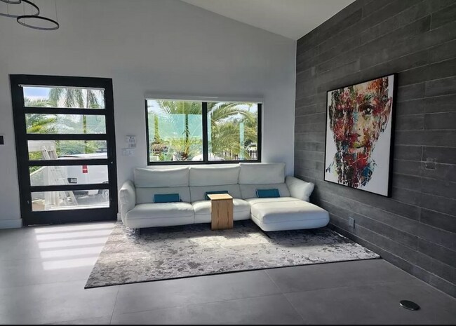 Foto del edificio - 1244 NE 81st Ter