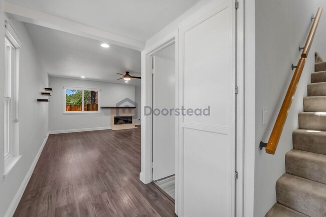 Foto del edificio - 3725 Clayton Rd
