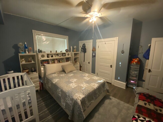 Plano llano - 401 Laurel St W