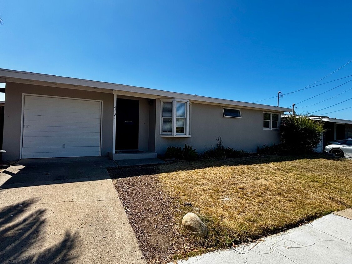 Primary Photo - Beautiful Remodeled 2 bed 1 bath