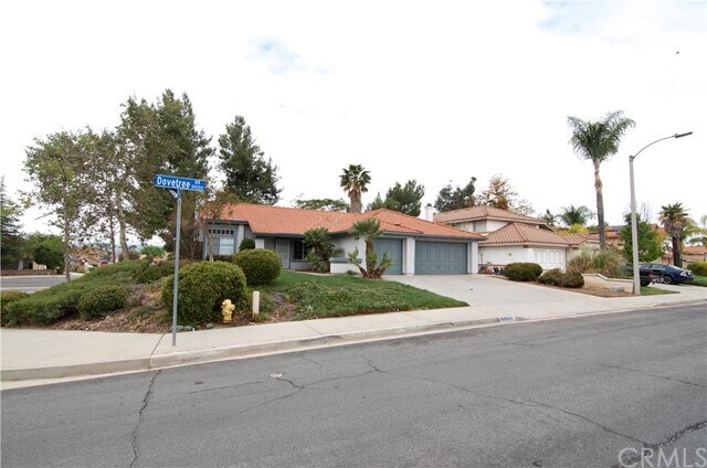 Primary Photo - 39249 Dovetree Dr