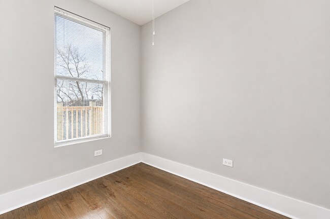 Foto del edificio - 2117 W 18th St