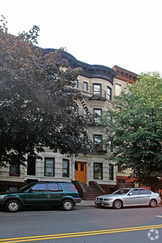 Primary Photo - 403 6th Ave