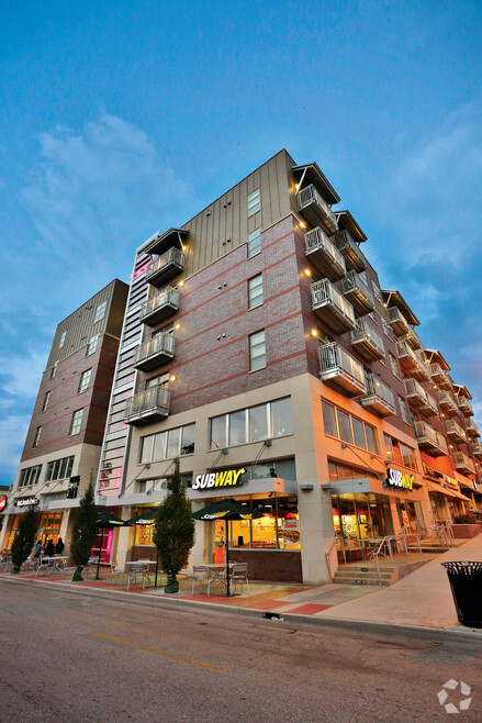 Building Photo - Lofts at 308 Ninth