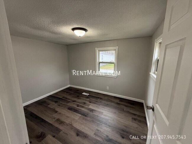 Foto del edificio - 799 Stillwater Ave