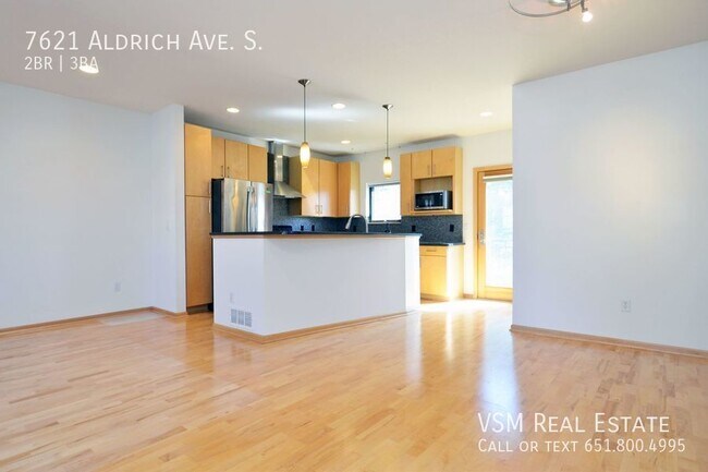 Foto del edificio - 2 Bed 2.5 Bath Townhome in Richfield