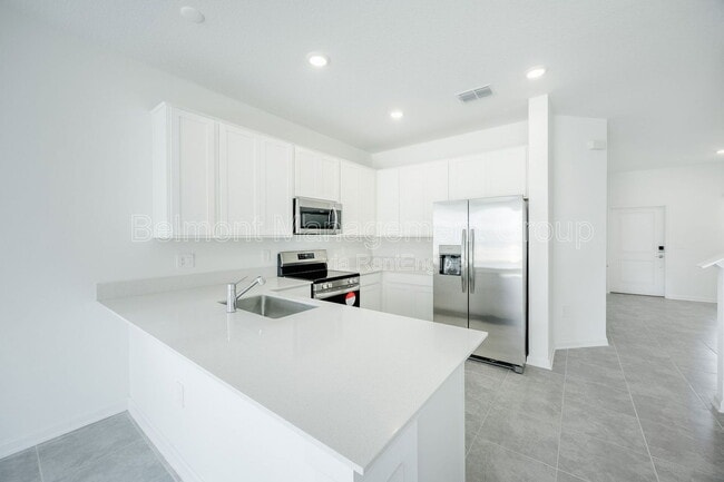 Foto del edificio - 6111 Park Promenade Way