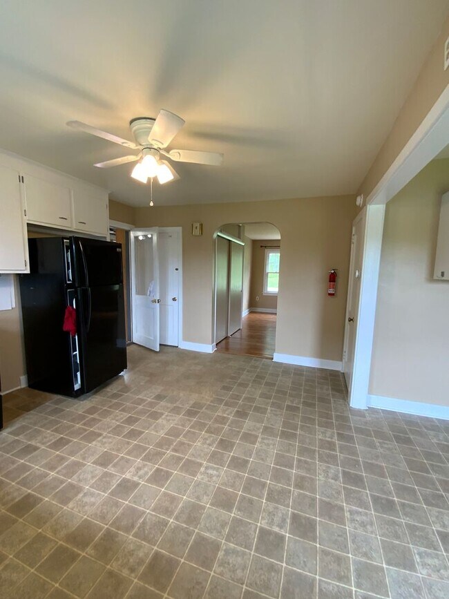 Foto del edificio - 44 W Boehms Rd