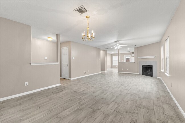 Building Photo - 17250 Cricketbriar Ct