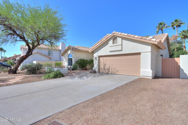 Building Photo - 13246 S 34th Way