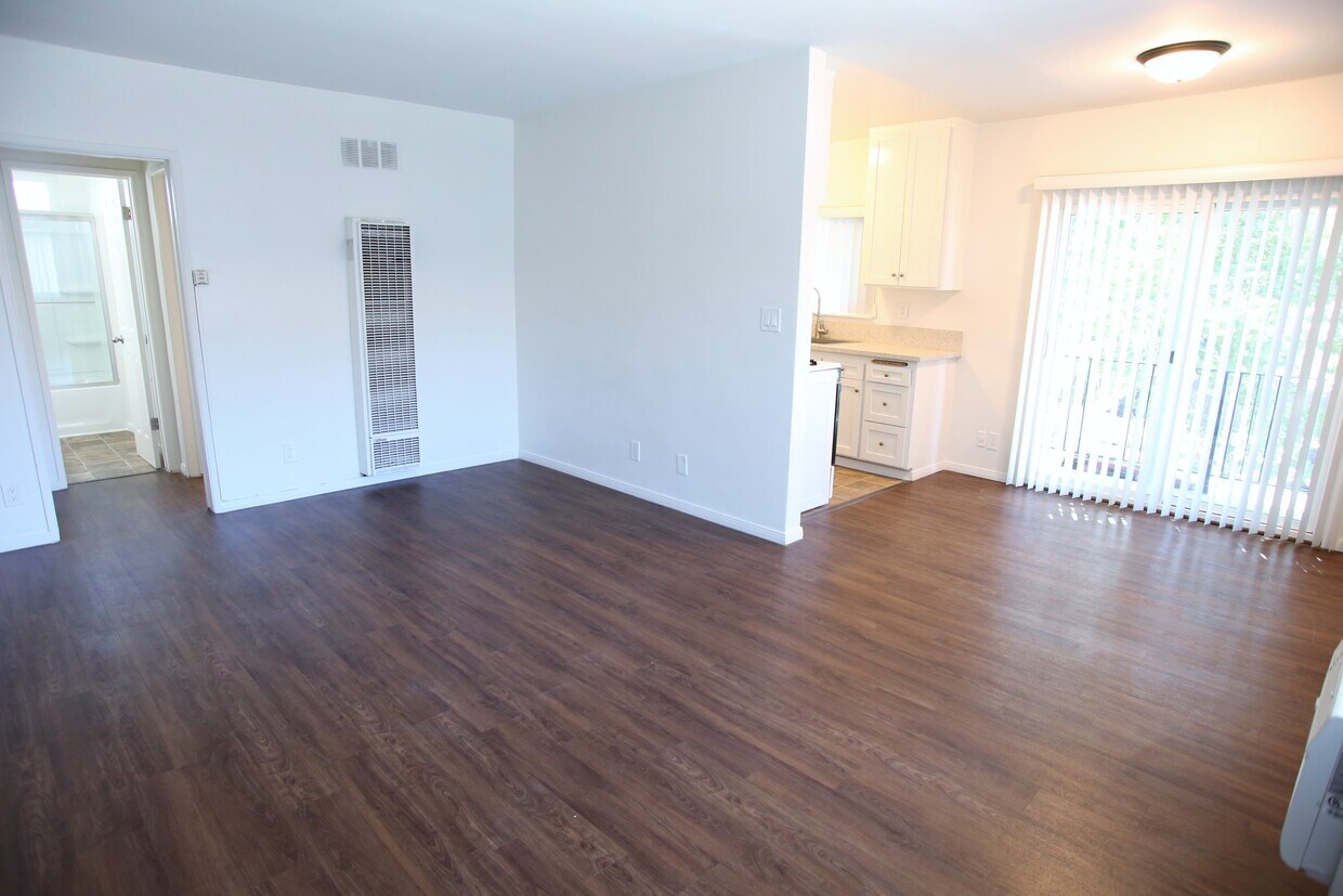 Foto principal - 7418 Alabama Ave