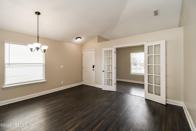 Foto del edificio - 3107 Wandering Oaks Dr