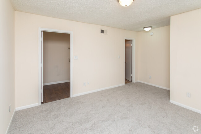 1BR, 1BA - 700SF Premium - The Arlowe