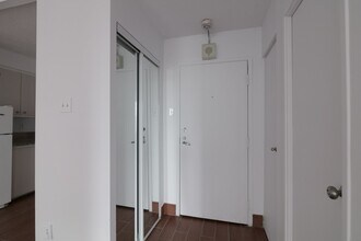 Building Photo - 2285 Rue St Mathieu