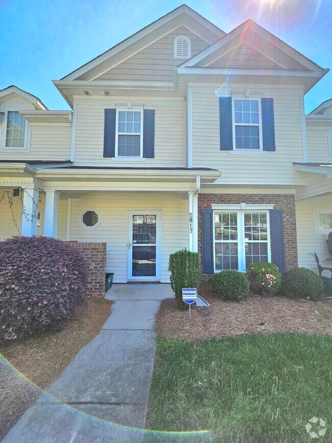 Townhomes For Rent in Clemmons NC 1 Townhouses