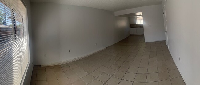 Building Photo - 124 E Amador St