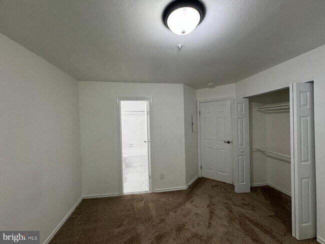 Foto del edificio - 18518 Boysenberry Dr