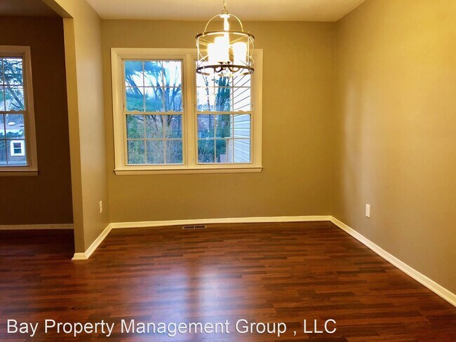 Building Photo - 3 br, 1 bath House - 13 Congaree Court
