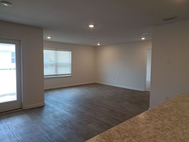 Building Photo - 4012 Millicent Ln