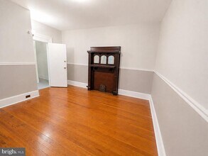 Building Photo - 2914 Poplar St