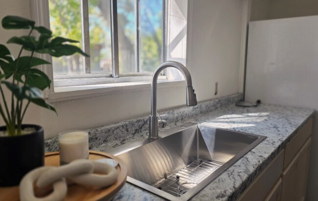 Foto del edificio - 104 W 22nd St