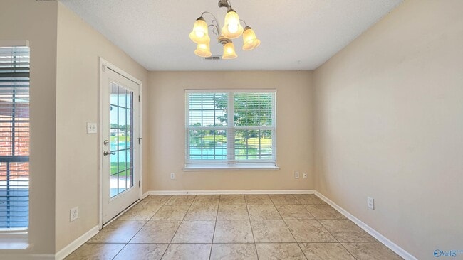 Building Photo - 113 NW Imogene Way