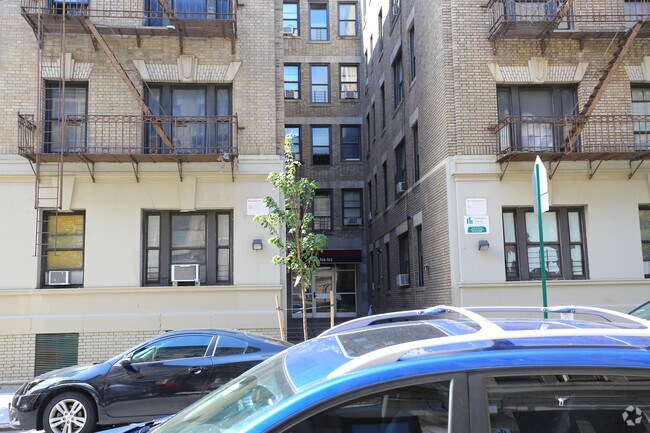 Building Photo - 510 W 184th St